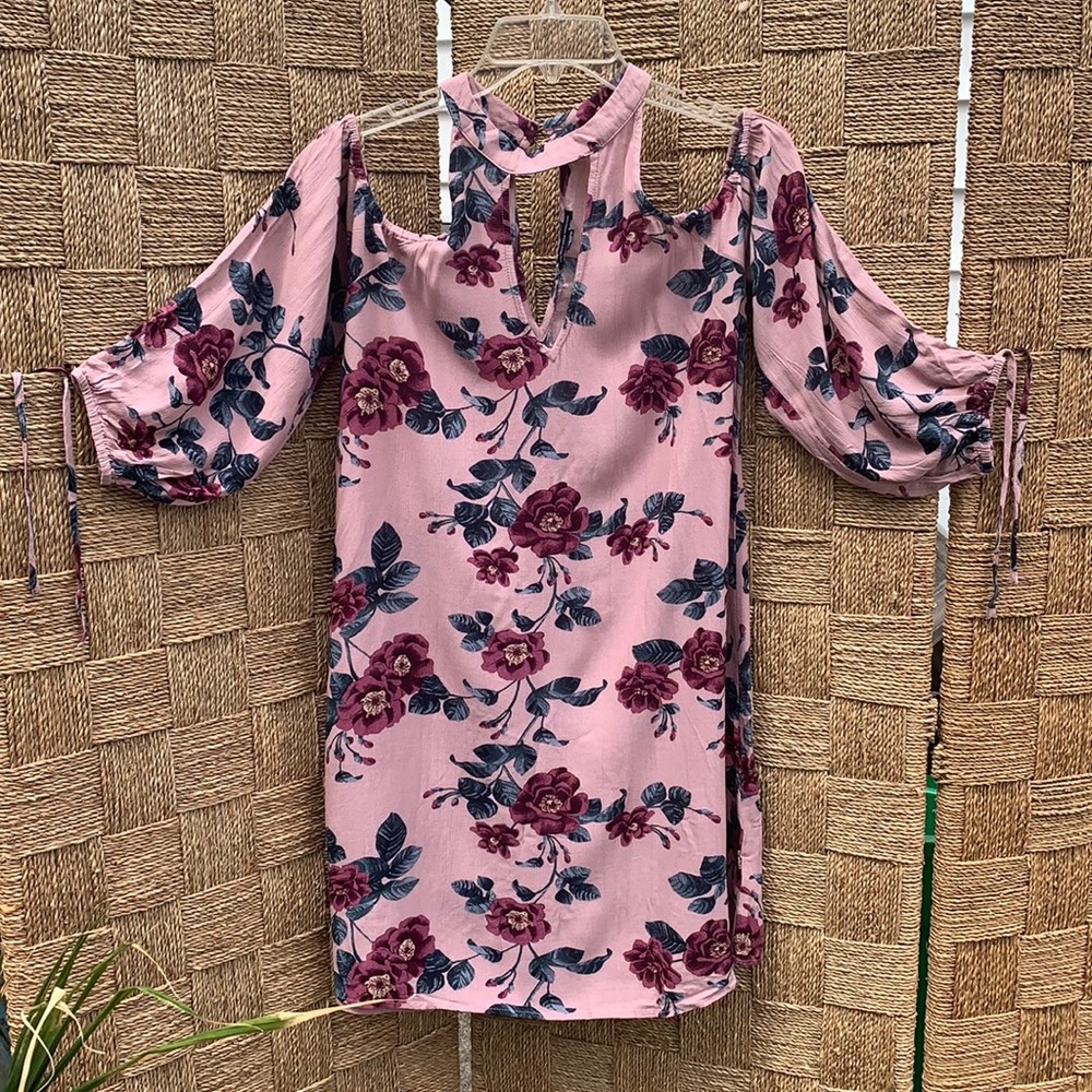 {American Eagle Outfitters} Floral Dress